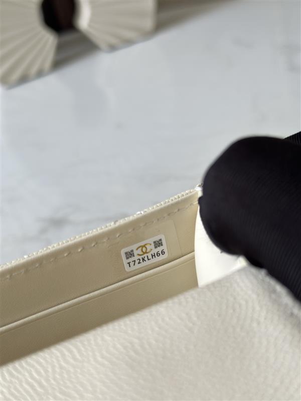 2026127215017199 590